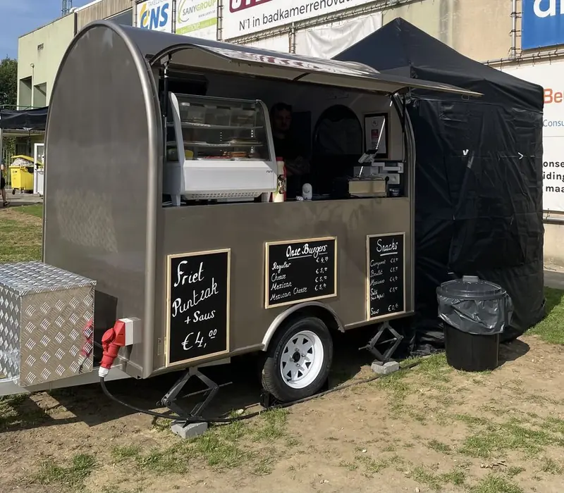 NiChe Foods, tapasfoodtruck uit Noord-Brabant, te huur via Feestkarhuren.nl