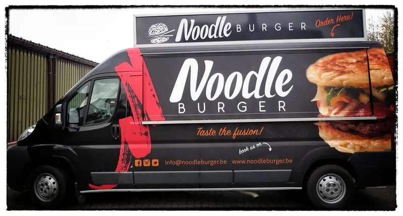 Noodle Burger, burgertruck uit Noord-Brabant, te huur via Feestkarhuren.nl