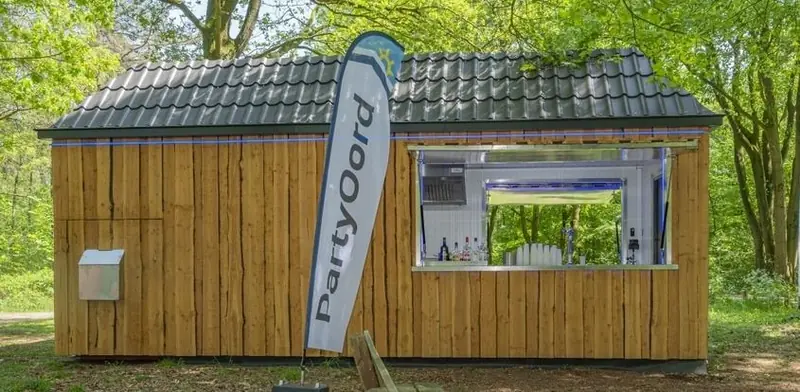 Partyoord, streetfoodtruck uit Noord-Brabant, te huur via Feestkarhuren.nl