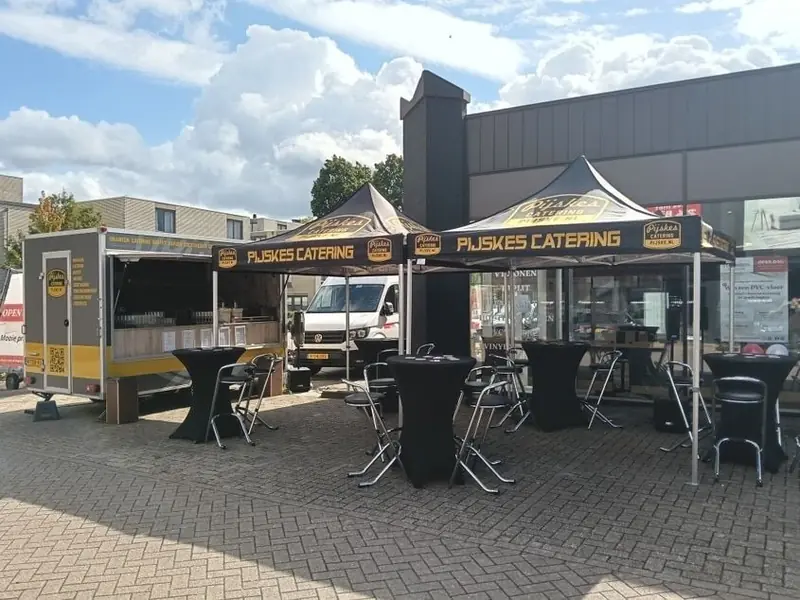 Pijske catering, ijsfoodtruck uit Noord-Brabant, te huur via Feestkarhuren.nl