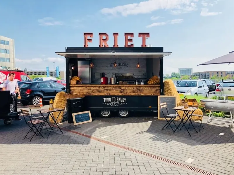 Potato Delicious, fastfoodtruck uit Limburg (NL), te huur via Feestkarhuren.nl