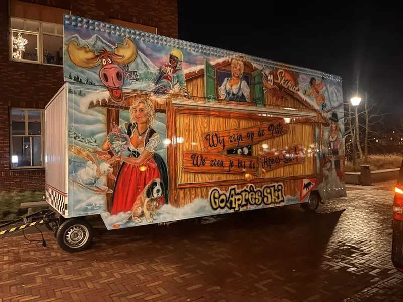 Reintje Catering Service, streetfoodtruck uit Noord-Brabant, te huur via Feestkarhuren.nl
