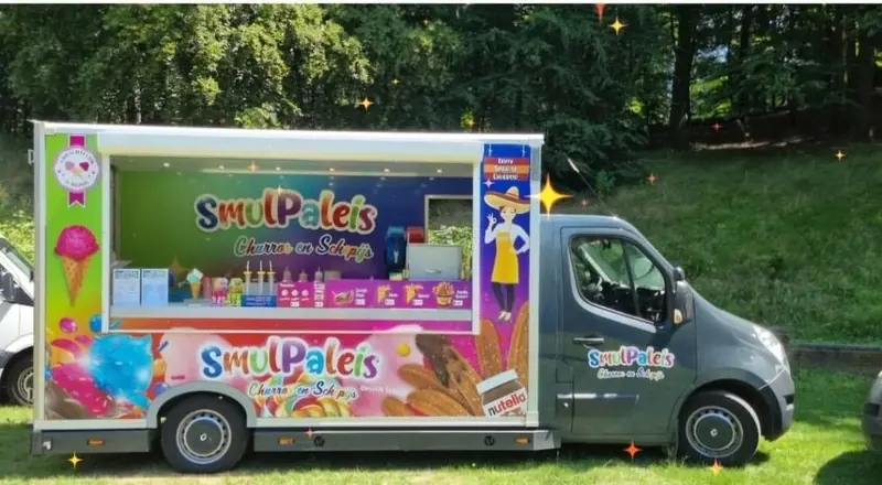 Smulpaleis VB.EVENTS, ijsfoodtruck uit Gelderland, te huur via Feestkarhuren.nl
