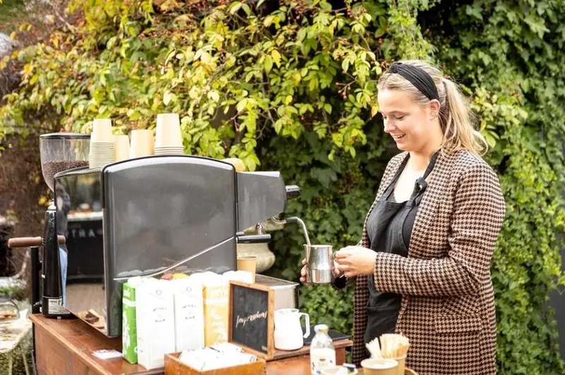 Sophia’s Coffee, koffiebar op wielen uit Gelderland, te huur via Feestkarhuren.nl