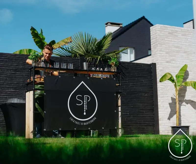 Spirit Potions, mobiele cocktailbar uit Limburg (BE), te huur via Feestkarhuren.nl