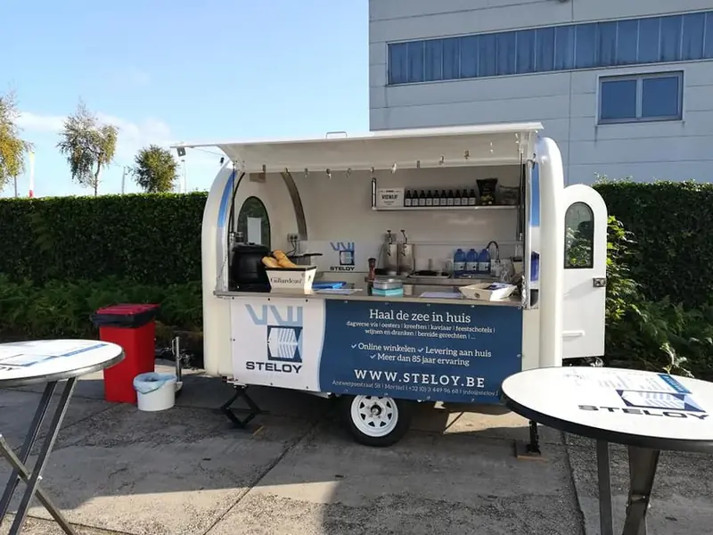 STELOY Foodtruck & Oesterbar, visfoodtruck uit Antwerpen, te huur via Feestkarhuren.nl