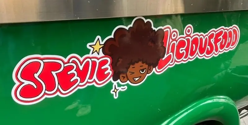 Stevie Licious Food, foodtruck voor comfort food uit Overijssel, te huur via Feestkarhuren.nl