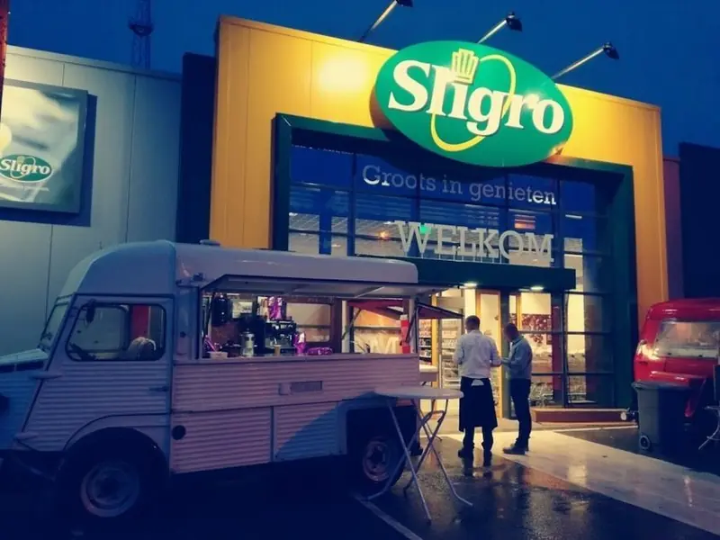STOEMP Foodtruck heerlijke winterse gerechten, streetfoodtruck uit Noord-Brabant, te huur via Feestkarhuren.nl