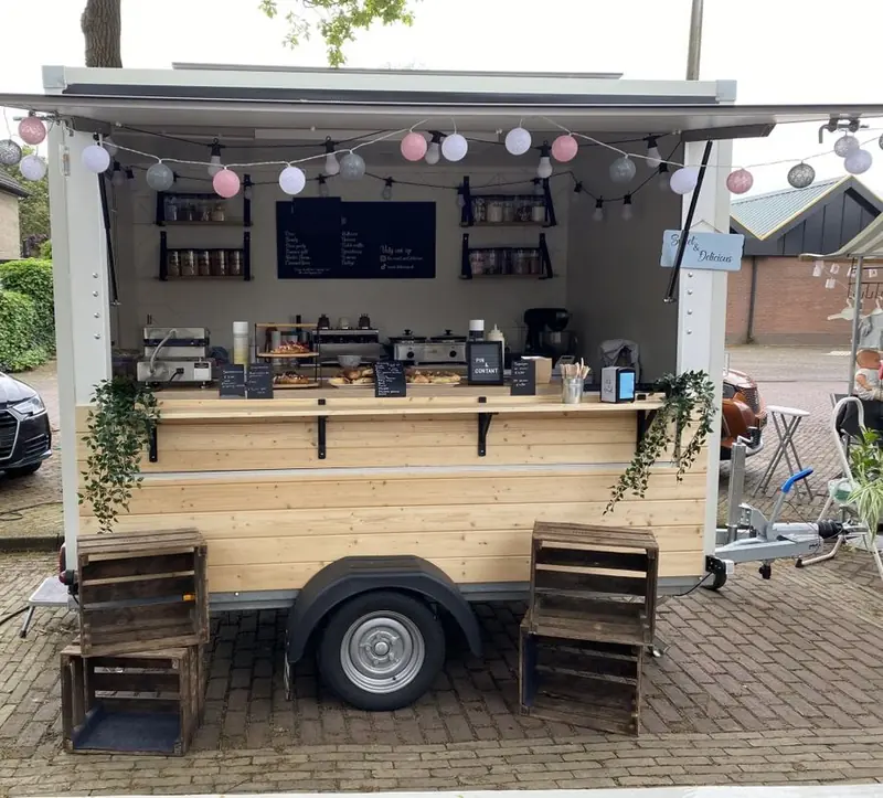 Sweet & Delicious, foodtruck voor zoete lekkernijen uit Gelderland, te huur via Feestkarhuren.nl