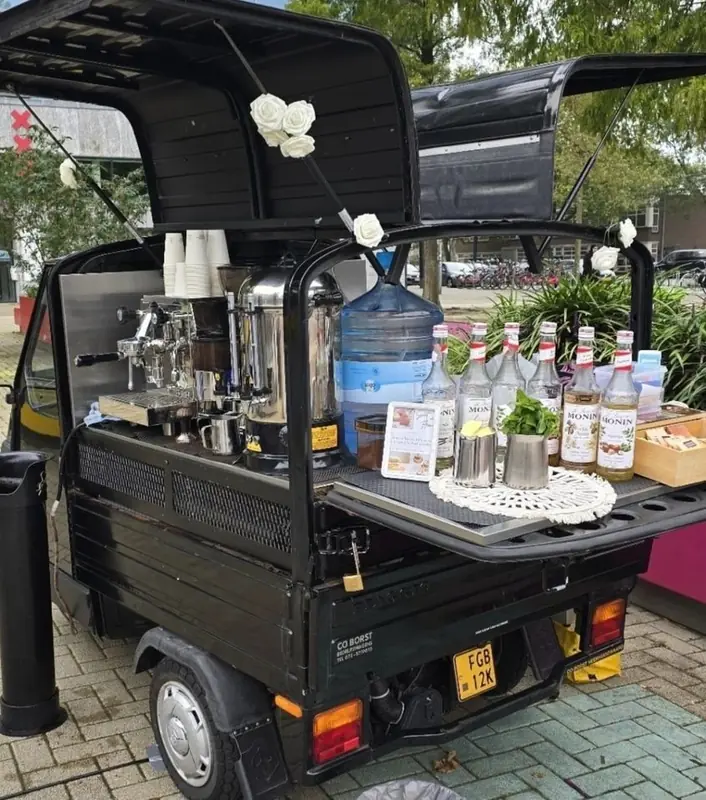 Sweet Flavour, koffiebar op wielen uit Noord-Holland, te huur via Feestkarhuren.nl
