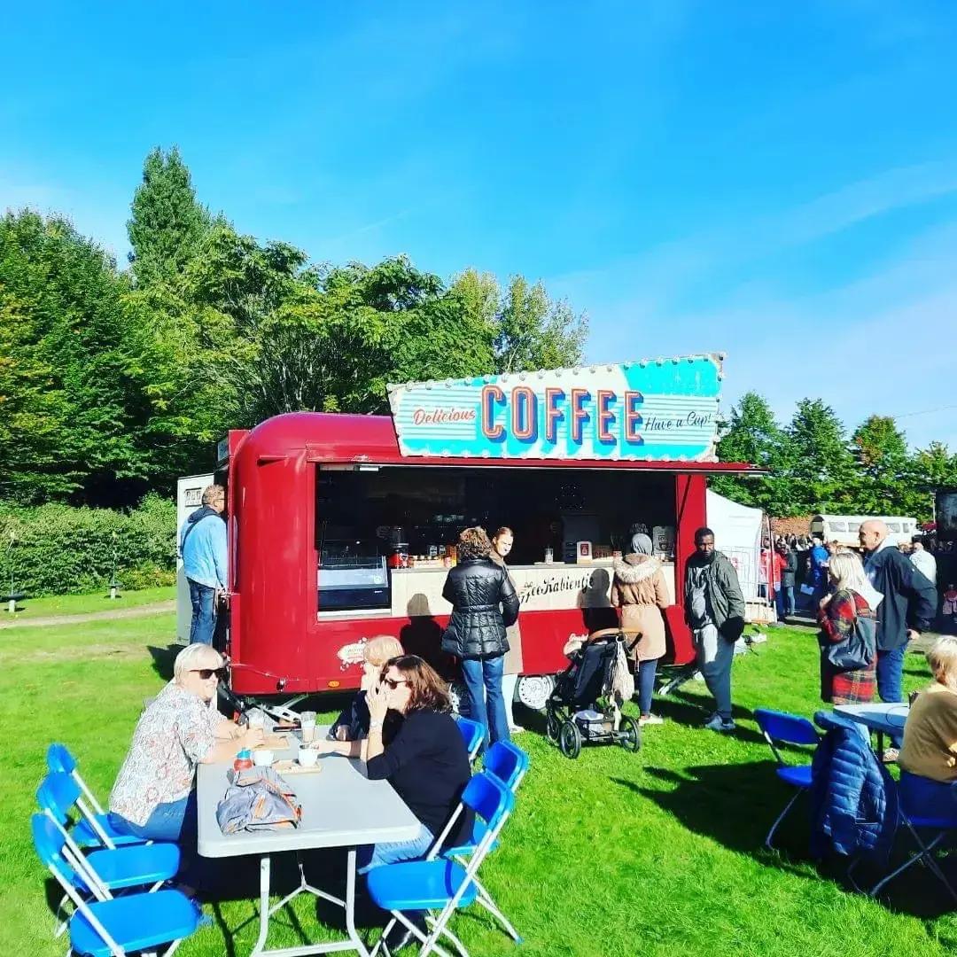 't KaffeeKabientje op een buitenevent