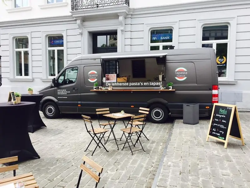 Tapasta Foodtruck, pastafoodtruck uit Antwerpen, te huur via Feestkarhuren.nl