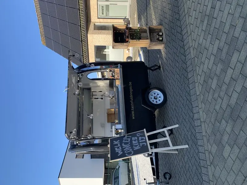 Tasteful Dining, pastafoodtruck uit Oost-Vlaanderen, te huur via Feestkarhuren.nl