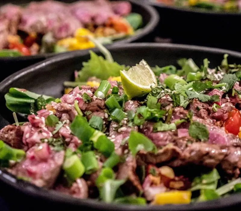 Thai on the road, foodtruck met wereldkeuken uit Oost-Vlaanderen, te huur via Feestkarhuren.nl