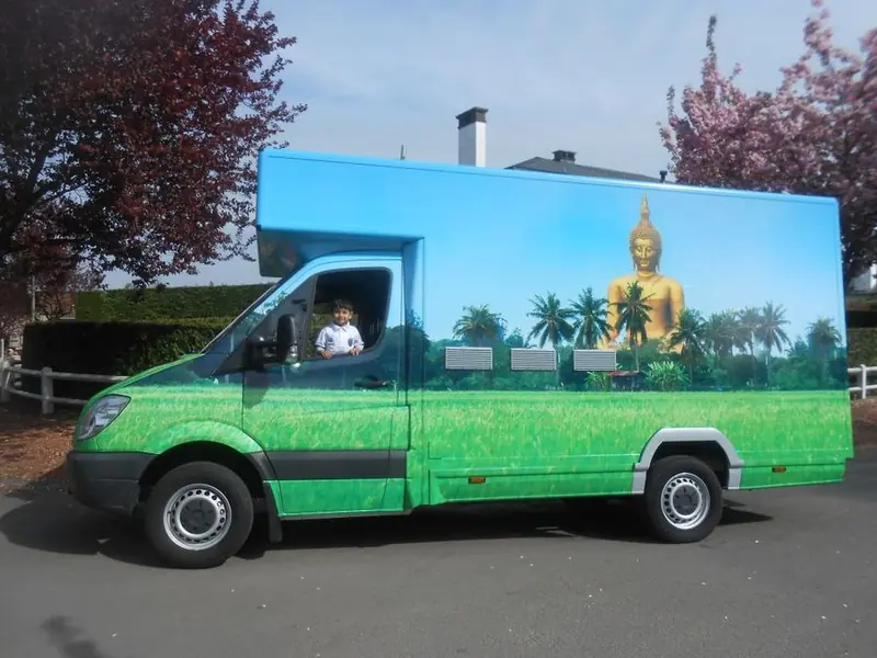 Thailive, foodtruck met wereldkeuken, te huur via Feestkarhuren.nl