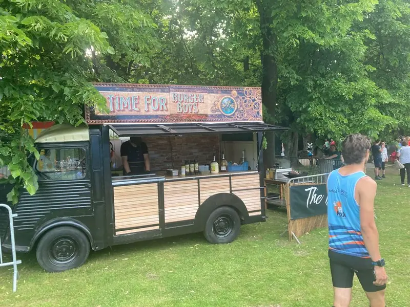 The burgerboys, burgertruck uit Gelderland, te huur via Feestkarhuren.nl