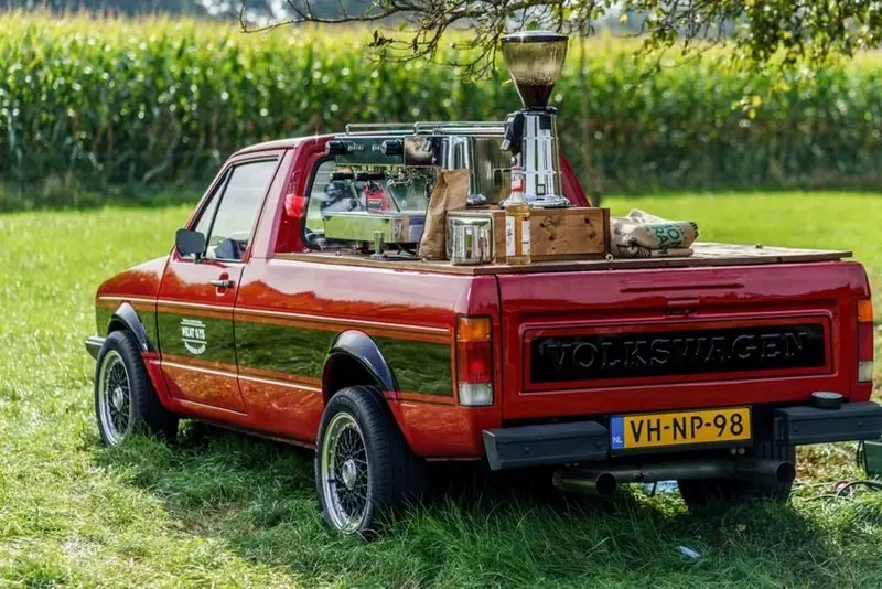 The Coffee Guys, koffiebar op wielen uit Overijssel, te huur via Feestkarhuren.nl