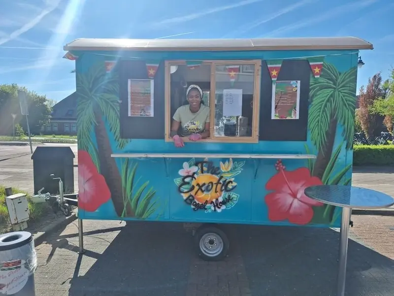 The Exotic Bagel House, streetfoodtruck uit Noord-Holland, te huur via Feestkarhuren.nl