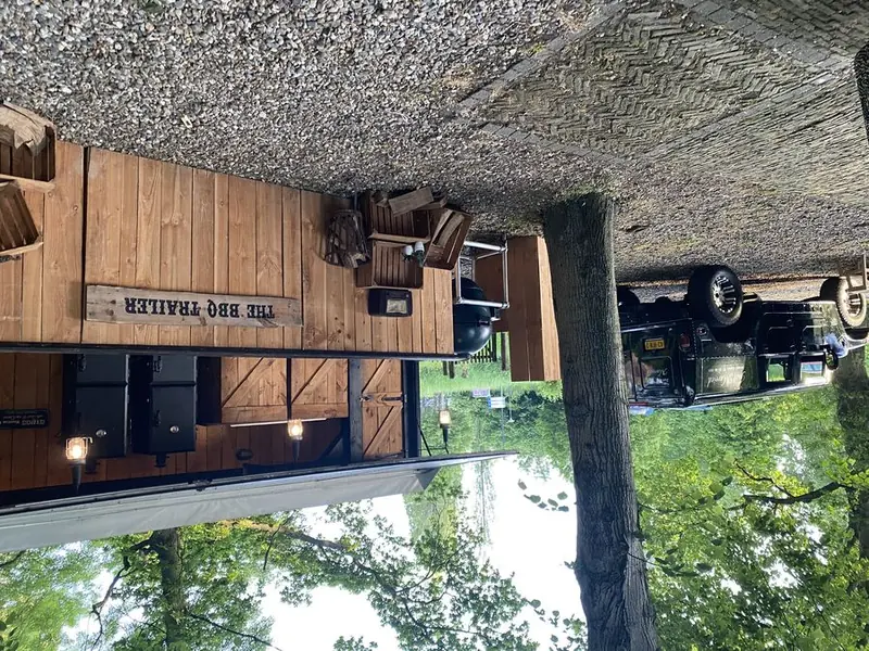 Thebbqtrailer.nl, BBQ-foodtruck uit Noord-Brabant, te huur via Feestkarhuren.nl