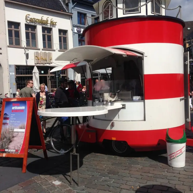 Vuurtoren, visfoodtruck uit Antwerpen, te huur via Feestkarhuren.nl