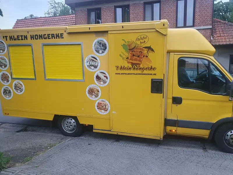 Wafelbak 't klein hongerke, foodtruck voor zoete lekkernijen uit Antwerpen, te huur via Feestkarhuren.nl