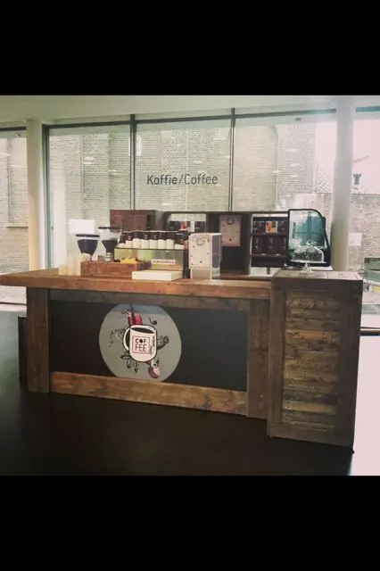 Wijnbar Ludiek, koffiebar op wielen, te huur via Feestkarhuren.nl